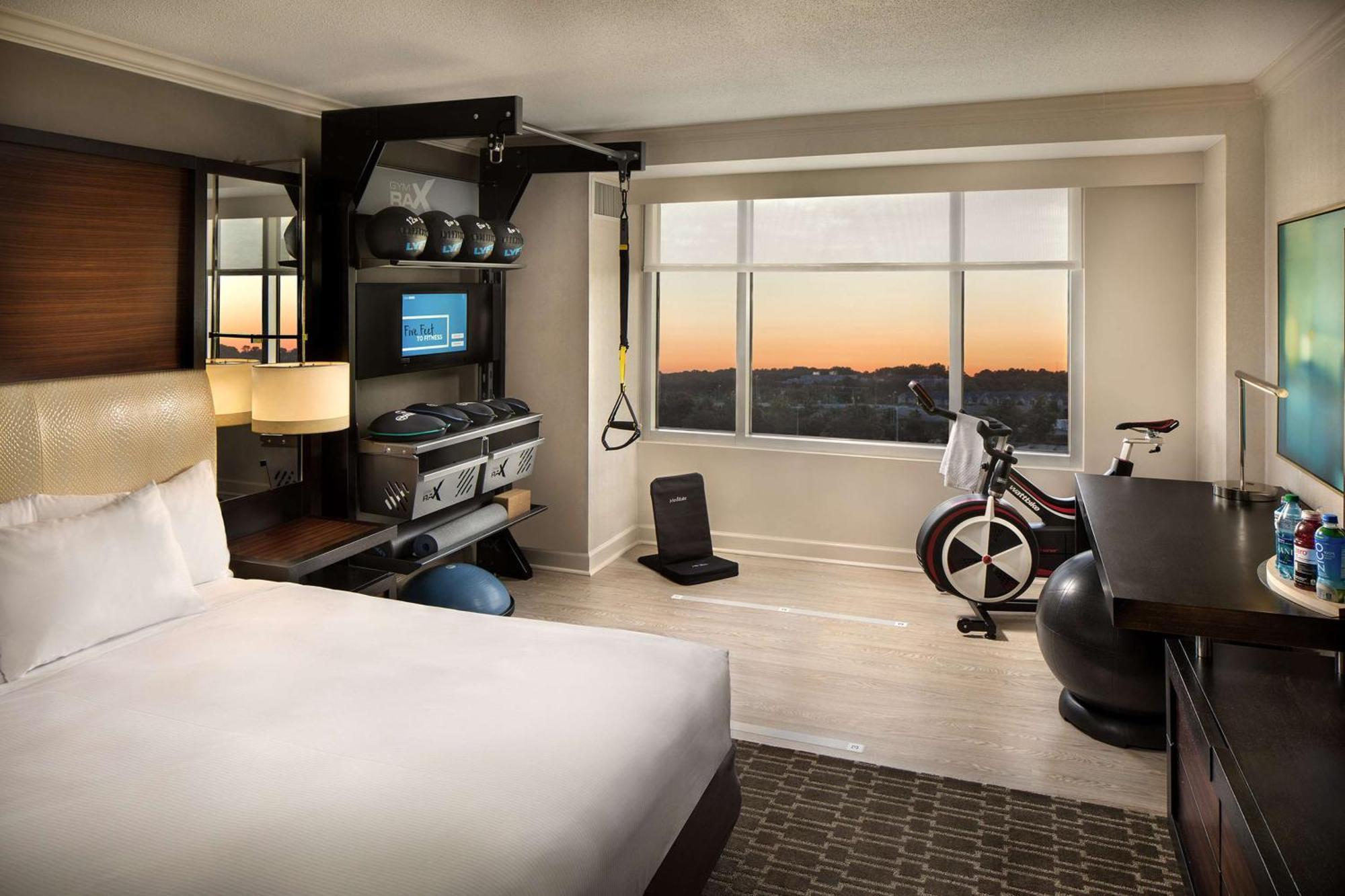Doubletree By Hilton Atlanta Airport Hotell College Park Exteriör bild