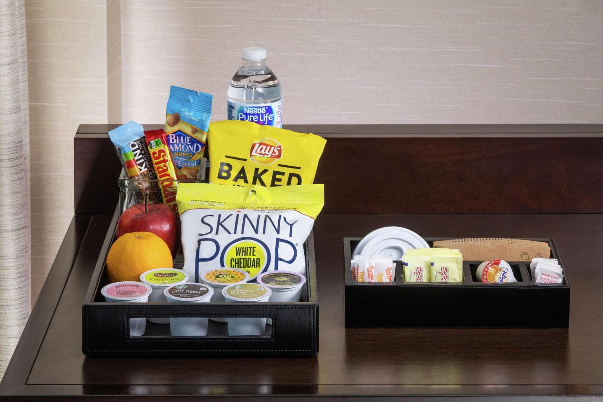 Doubletree By Hilton Atlanta Airport Hotell College Park Exteriör bild