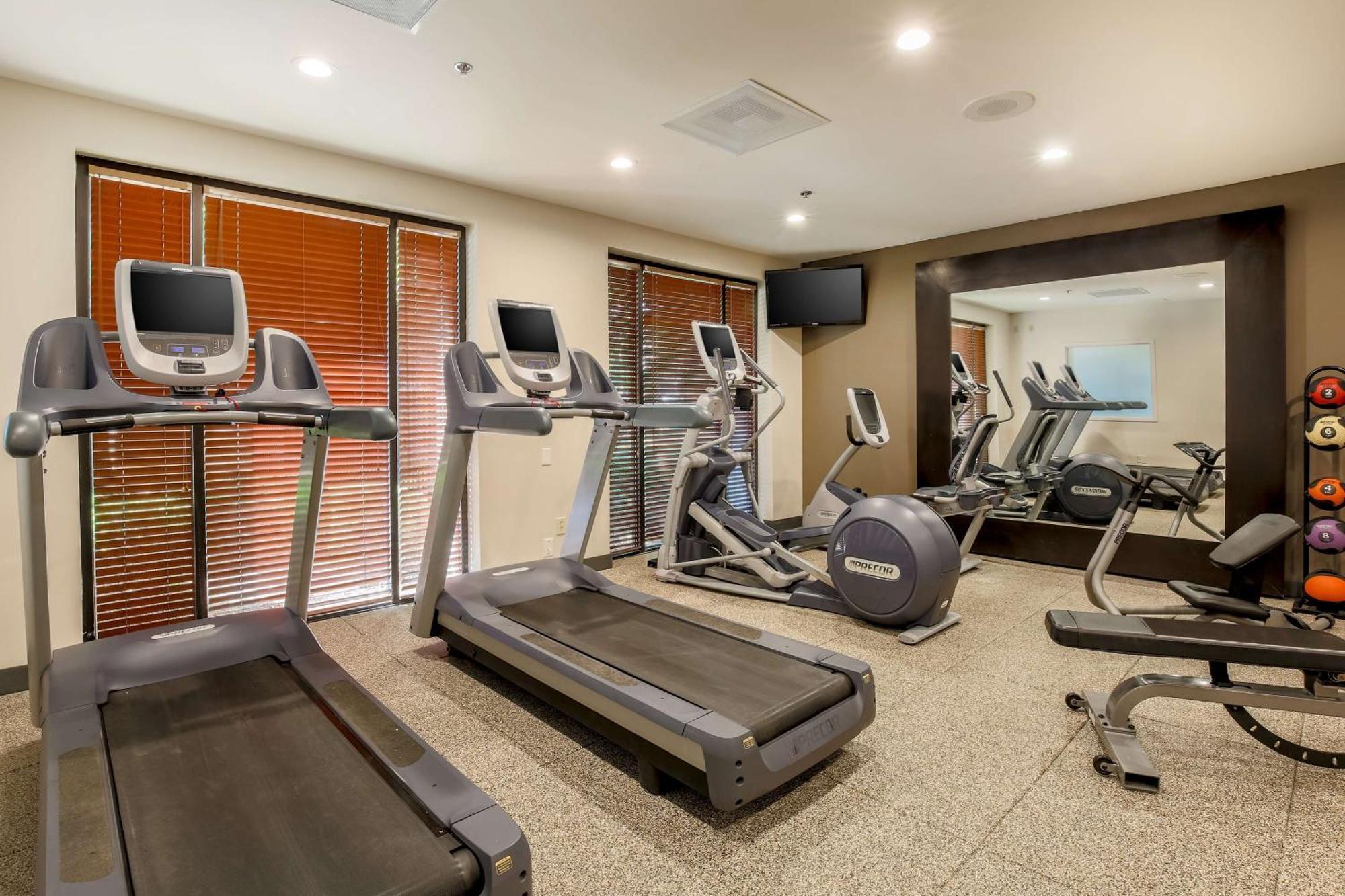 Doubletree By Hilton Atlanta Airport Hotell College Park Exteriör bild