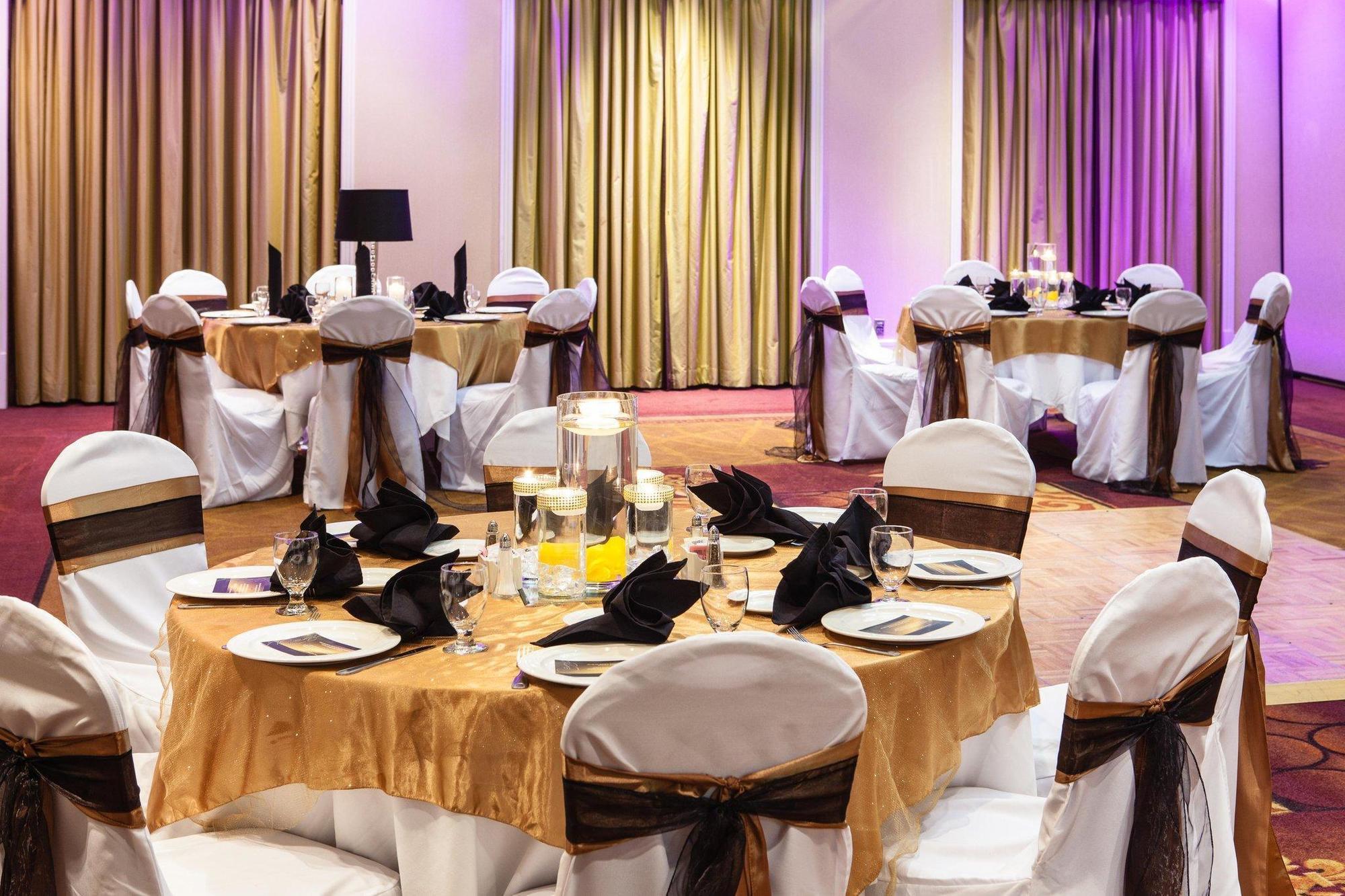 Doubletree By Hilton Atlanta Airport Hotell College Park Exteriör bild