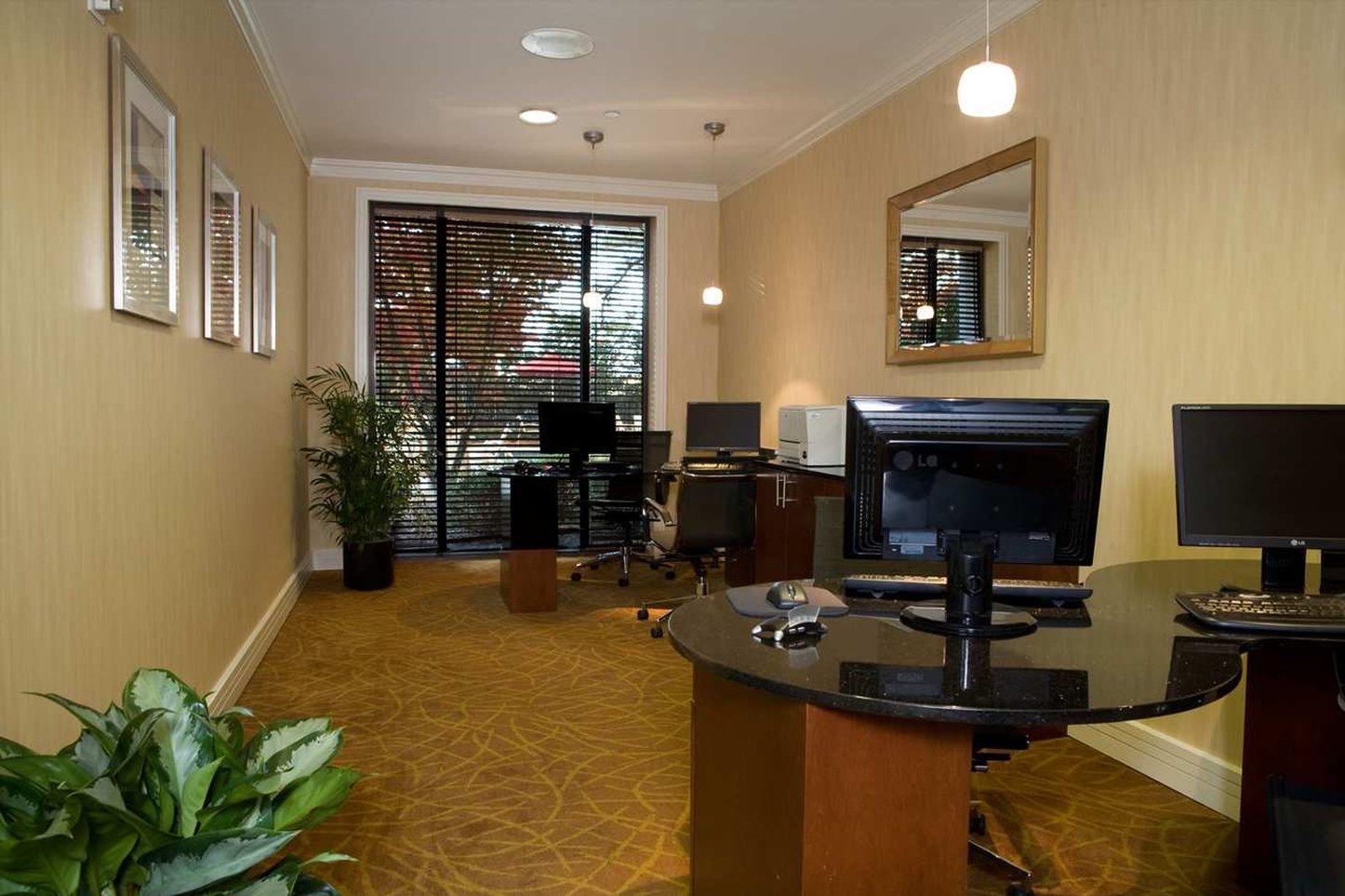 Doubletree By Hilton Atlanta Airport Hotell College Park Exteriör bild